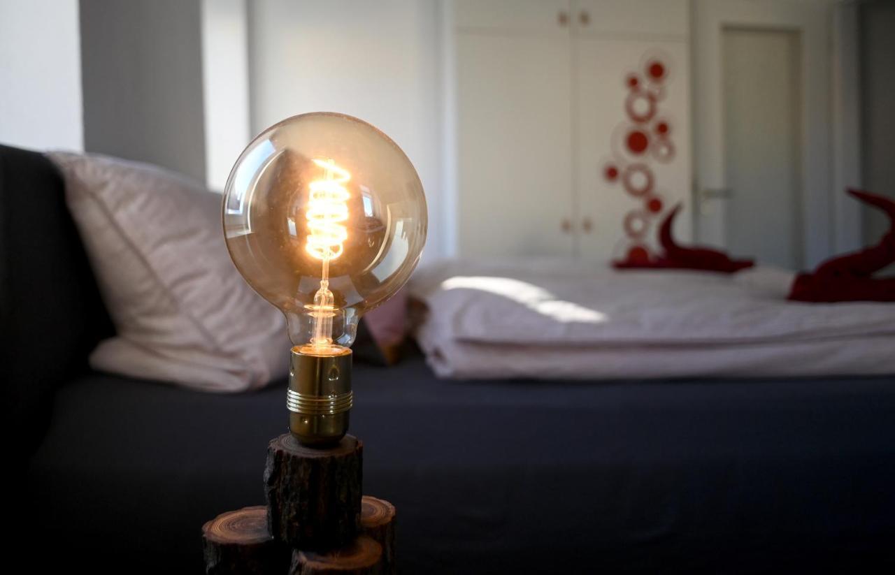 Gemuetliches Appartement Mit Netflix, Nespresso Und Boxspringbett Augsburg Exterior foto
